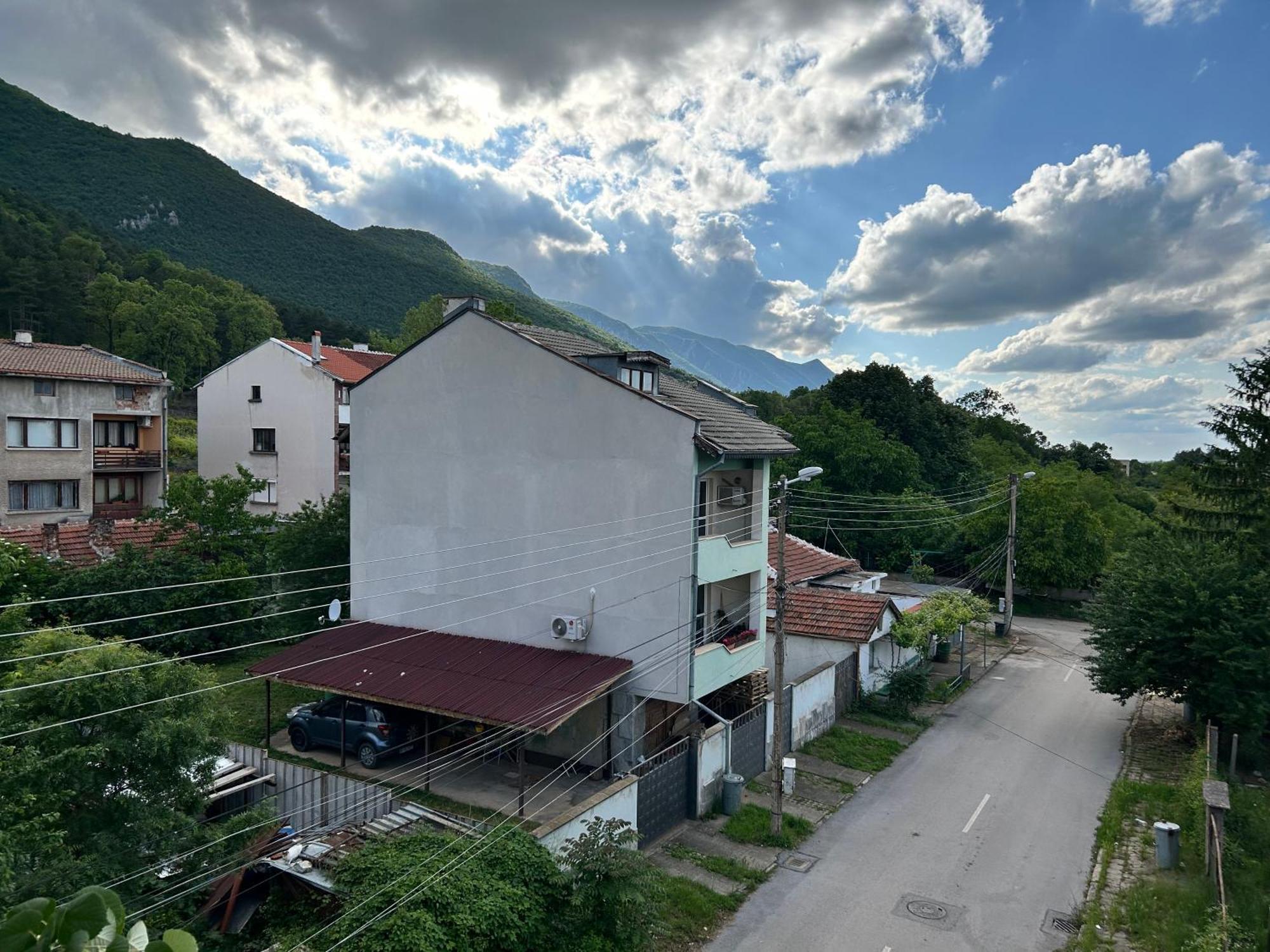 Apart House Ana Апартамент За Гости Ана Vratsa Buitenkant foto